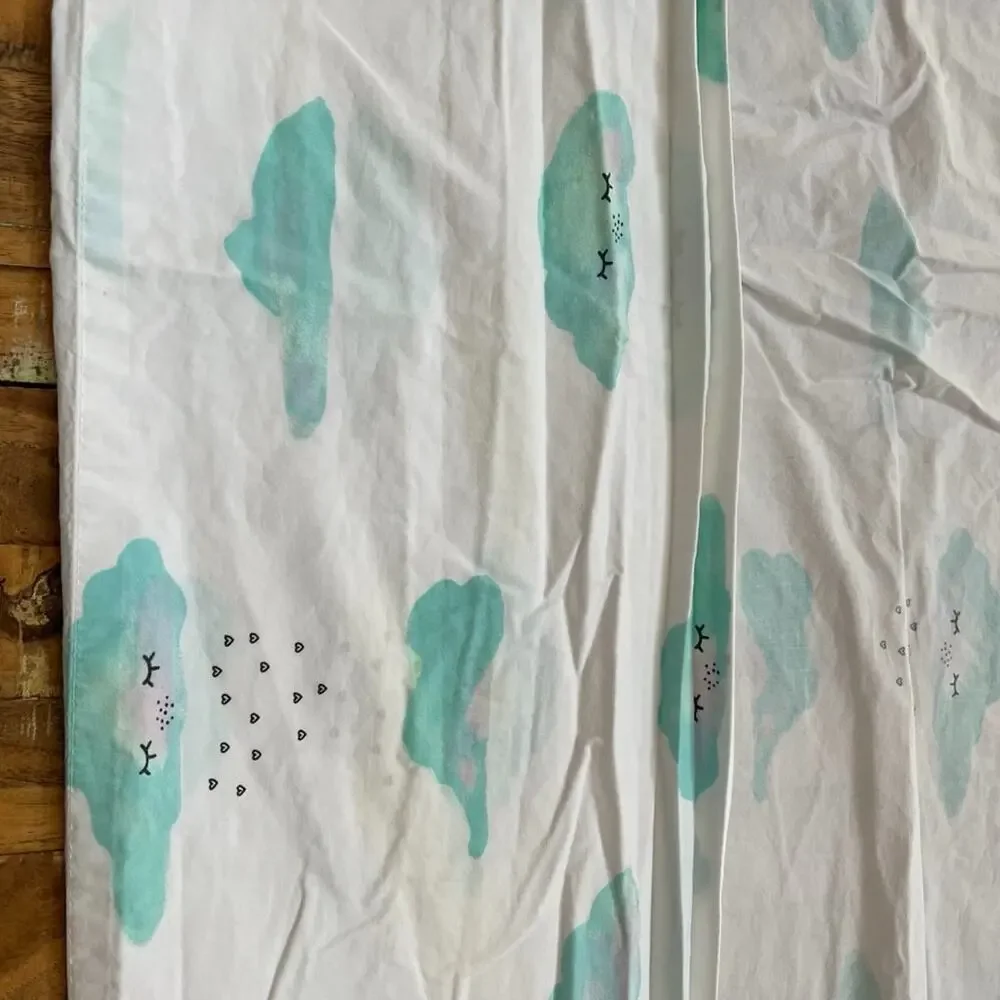 Crate & Kids Organic Cotton Twin Size Sheet Set Watercolor Cloud